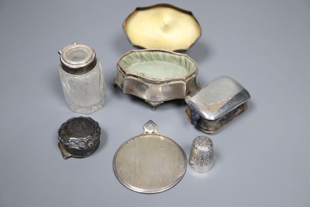 Small silver including George V trinket box, hand bag mirror and pin cushion and a plated thimble.